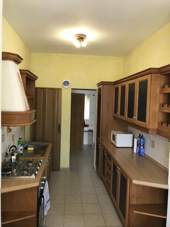 Swieqi Semi Detached Maisonette San Ġiljan Exterior foto